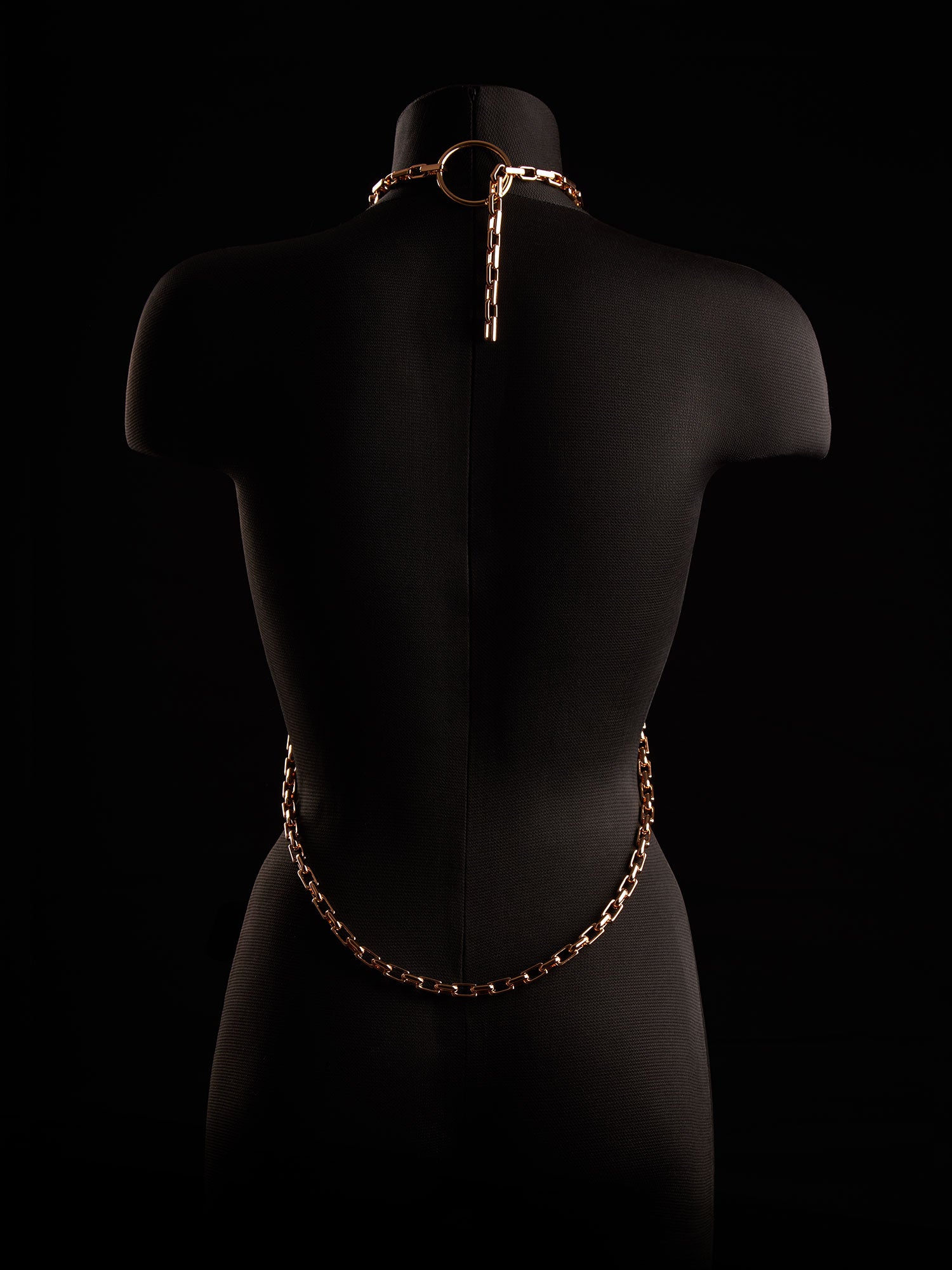 ARIA BODY CHAIN